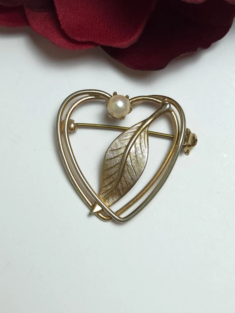 Vintage Gold Plated Genuine Pearl Double Heart & Leaf Brooch
